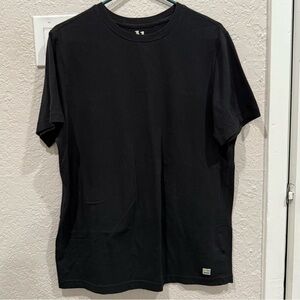 Men’s Vuori t shirt